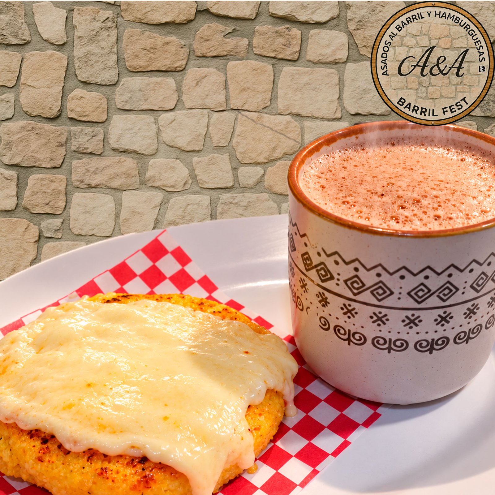 Chocolate con arepa de choclo